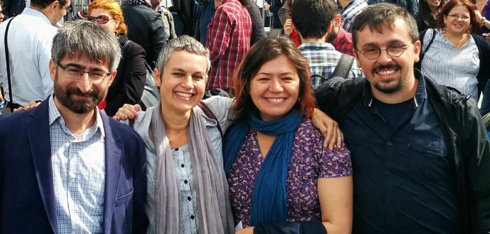 'Barış Akademisyenleri'nin davası 22 Aralık'a ertelendi